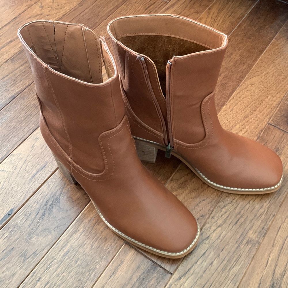Beast boots size 8.5
